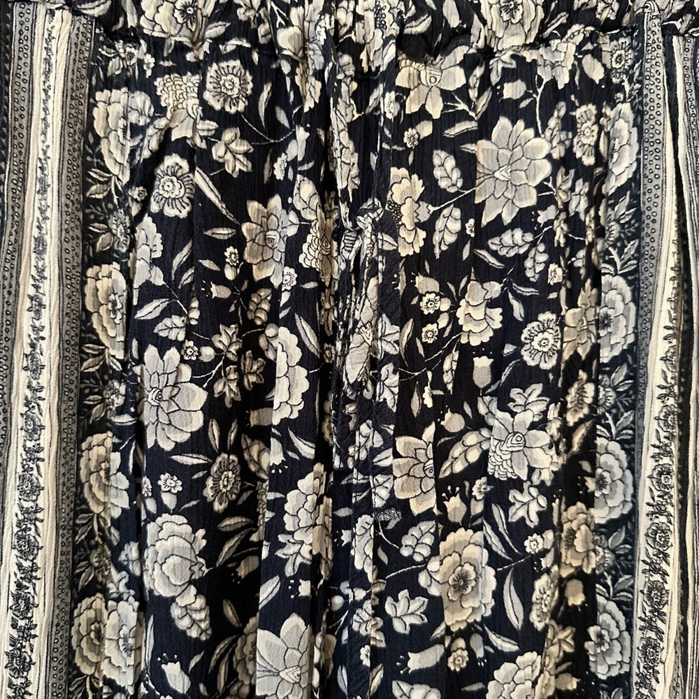 Matching set - Picture 3 of 3